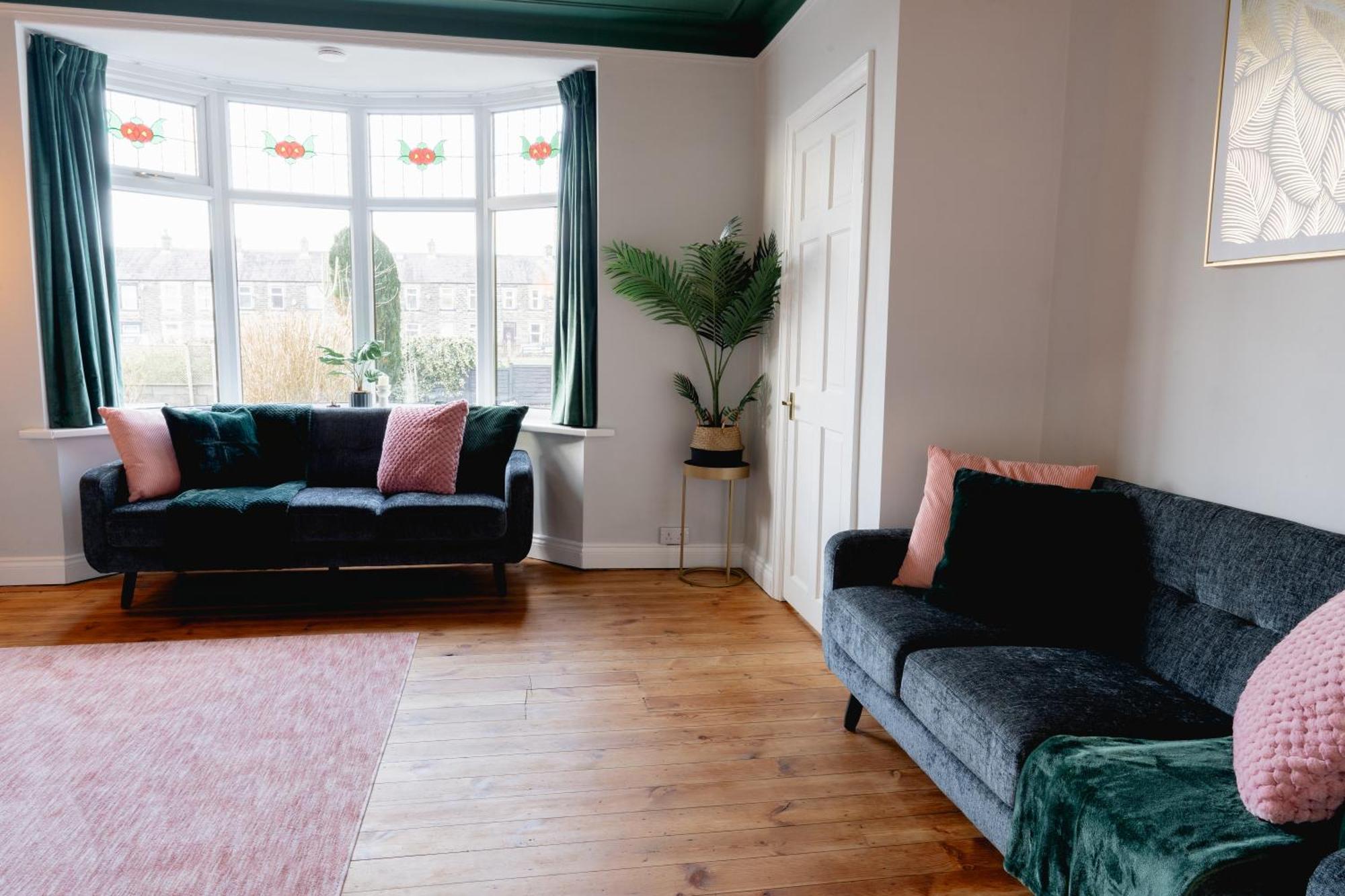 Bowling Terrace By Above Rubies - Stylish, 3 Bedroom, Pet Friendly House In Skipton Exterior foto